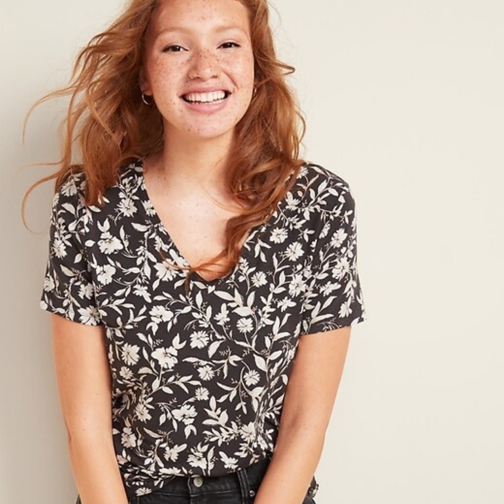 Old Navy Luxe V-Neck T Shirt